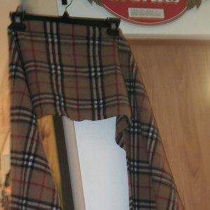 Burberry Plaid 100% Lambswool Scarf (Great Shape)